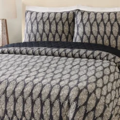 Kirkland's Home Ayesha Curry Black And White Leaf Queen Quilt Set- Quilts