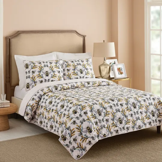 Kirkland's Home Bee You 2-Pc. Twin Bedding Quilt Set- Quilts