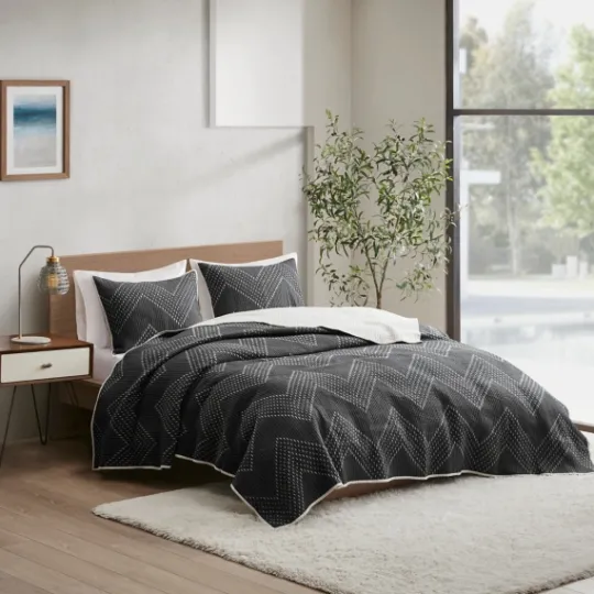Kirkland's Home Chevron Full/Queen 3-Pc. Coverlet Set- Bedspreads & Coverlets