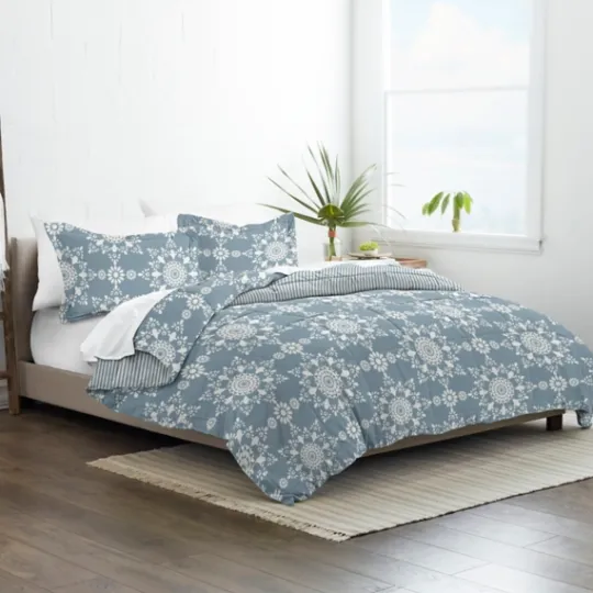 Kirkland's Home Daisy Medallion Queen 3-Pc. Comforter Set- Comforters