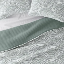 Kirkland's Home Green Scalloped Reversible 2-Pc. Twin Quilt Set- Quilts